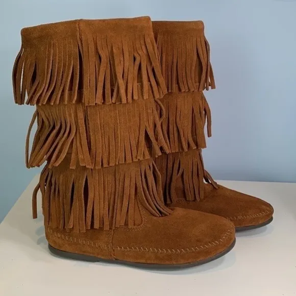 Minnetonka 3-Layer Fringe Boots