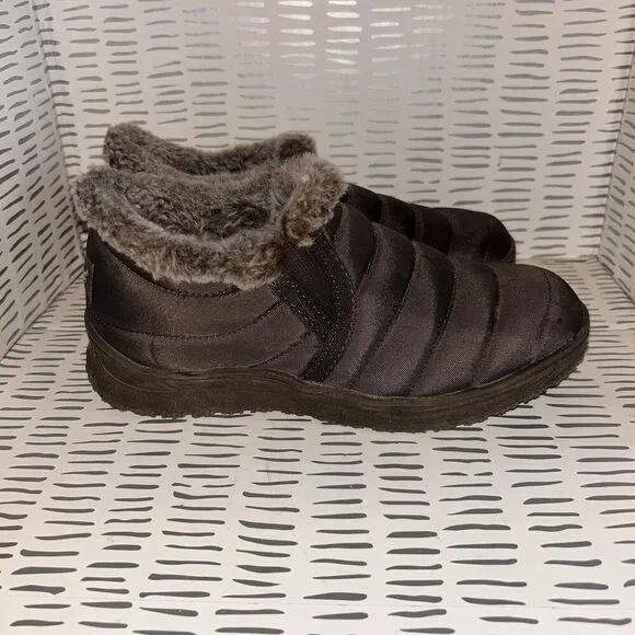 Minnetonka Timpson Tulsa Women's 7 M Gray Water-Resistant Shoes Quilted Faux Fur