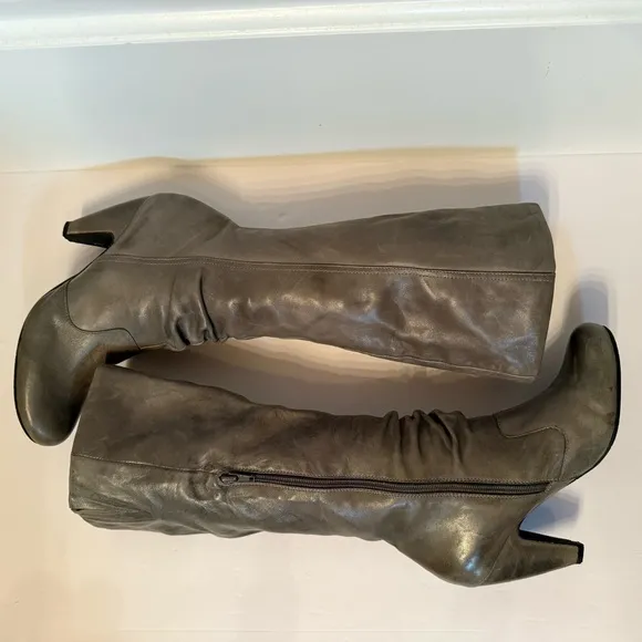 MIZ MOOZ BOOTS TALL GRAY LEATHER HEELS SIDE ZIP SIZE 8 SHELLEY SHOES