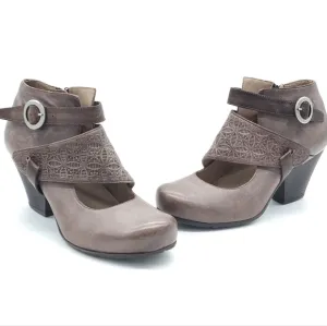 Miz Mooz Dale Cut Out Leather Laser Detail Ankle Boots Women's Size 8.5