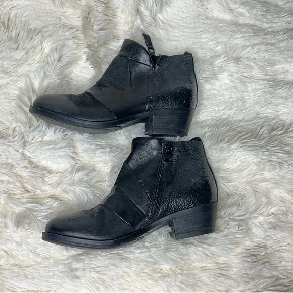 Miz Mooz Leather Cut-Out Ankle Boots Burlington Black - Medium