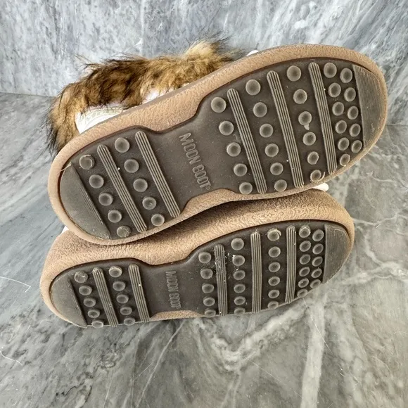 Monaco Moon Boots Kids' White and Brown Fur Boots size US 10