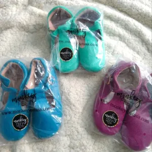 Multi-color monkey feet vegan Mary Jane style children's shoes size 5Y