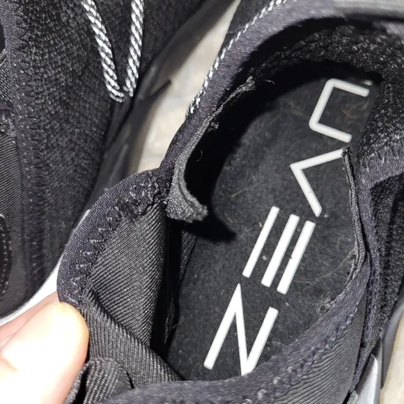 MUVEZ Convertible Slip Ons // Stealth Black Size Men's 8 Women's 9