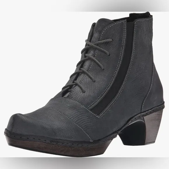NAOT Avila Voyage Collection Grey Leather Ankle Bootie Size 8