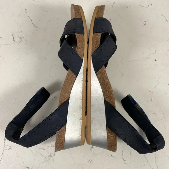 NAOT WAND ANKLE STRAP SANDAL Women’s Size 8.5 / Euro 39