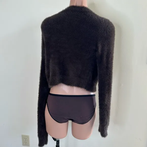 Natural Life Fuzzy Cropped Sweater in Espresso