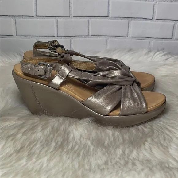 Naya Maher Gold Leather Wedge Sandals Sz. 7.5