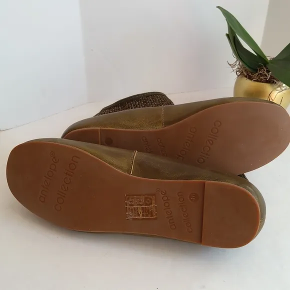NEW ! Antelope collection genuine leather green boots