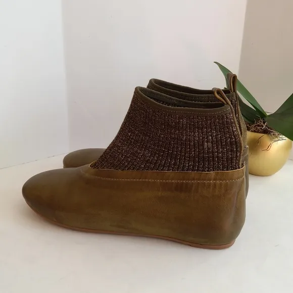 NEW ! Antelope collection genuine leather green boots