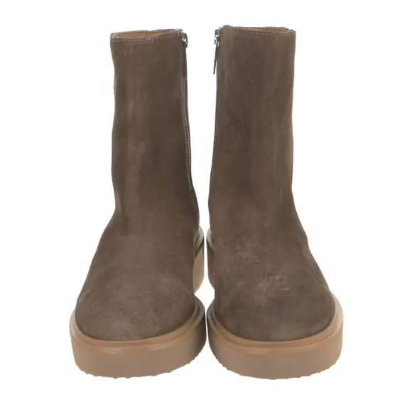 NEW Aquatalia Suede Boots Size 8.5
