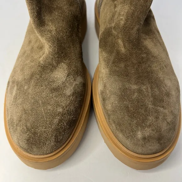 NEW Aquatalia Suede Boots Size 8.5