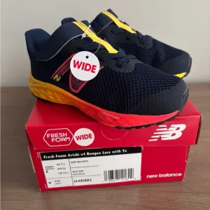 New Balance Kids Shoes size 8 Wide NIB