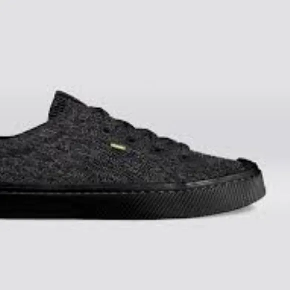 new Cariuma Ibi Low Stone Black Knit Sneakers Shoes in stone black 2T6