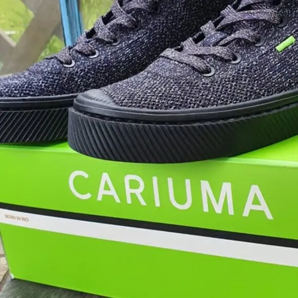 new Cariuma Ibi Low Stone Black Knit Sneakers Shoes in stone black 2T6