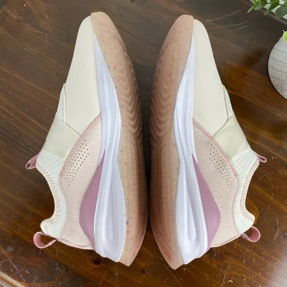 NEW Clove Limited Edition Clara 1 Classic Shoes Japanese Blossom Women’s 8.5