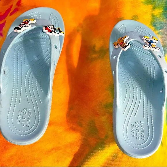 New Crocs Disney’s Cinderella Blue Sandals Flip Flops 🩴 ~ Woman’s 8  (207713)