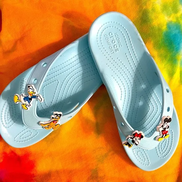 New Crocs Disney’s Cinderella Blue Sandals Flip Flops 🩴 ~ Woman’s 8  (207713)