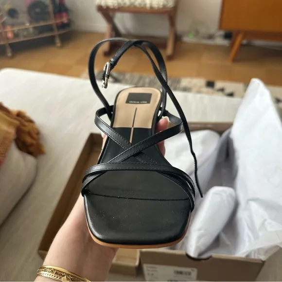NEW Dolce Vita Black Leather Zamal Sandals