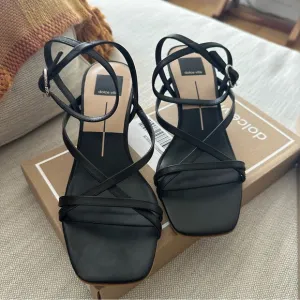 NEW Dolce Vita Black Leather Zamal Sandals