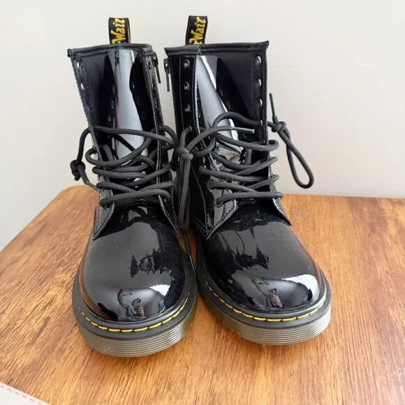 NEW Dr. Martens 1460 Patent Leather Lace Up Combat Boots Black Women's Size 6