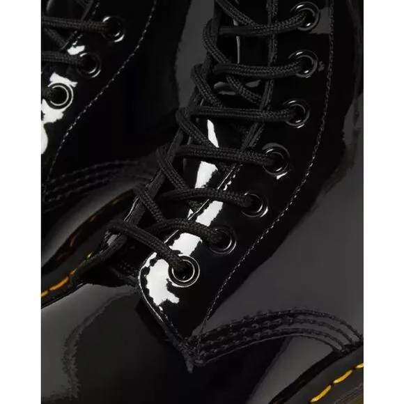 NEW Dr. Martens 1460 Patent Leather Lace Up Combat Boots Black Women's Size 6