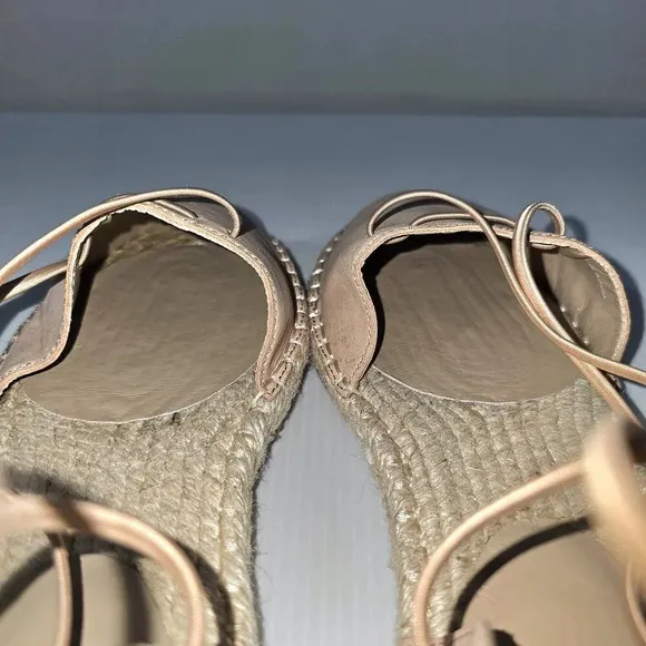 NEW Eileen Fisher Lace Up Flat Espadrille Sandal Beige Leather 9.5