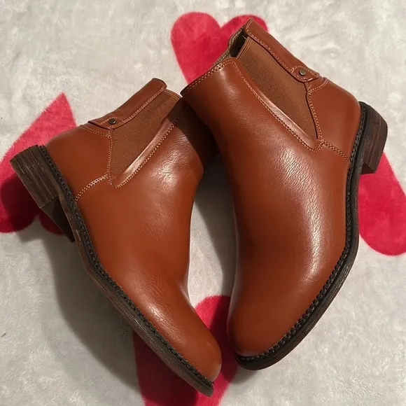 New Franco Sarto Horrace Leather Bootie In Cognac Brown