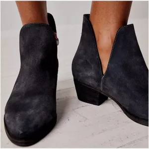NEW Free People Charm Double-V Ankle Bootie in Navy Suede Size 8 US 38 EU