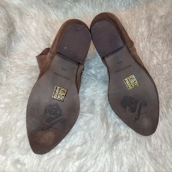 New Free People Charm Double V Brown Suede Ankle Boots Size 37.5
