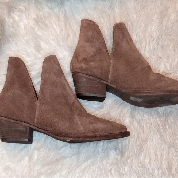 New Free People Charm Double V Brown Suede Ankle Boots Size 37.5