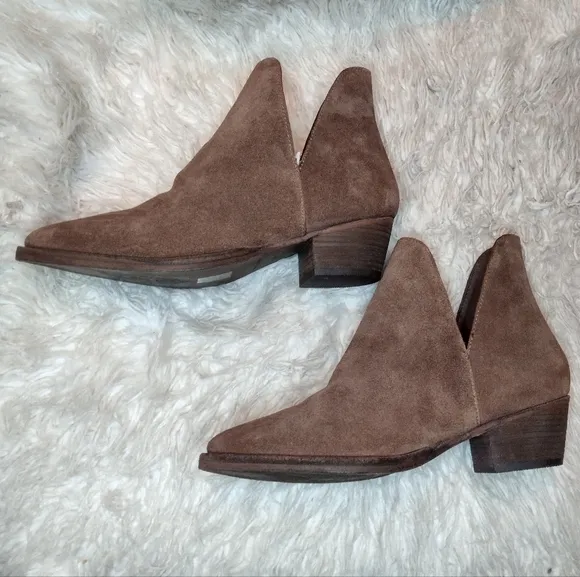 New Free People Charm Double V Brown Suede Ankle Boots Size 37.5