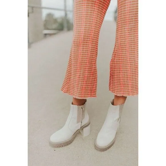 NEW FREE PEOPLE Sz 37 1/2 JAMES CHELSEA BOOTS IN ICE