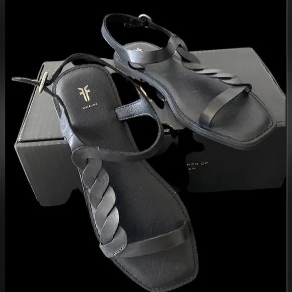 New! FRYE Sydney Braided Black Leather Ankle Strap Sandals Size 10