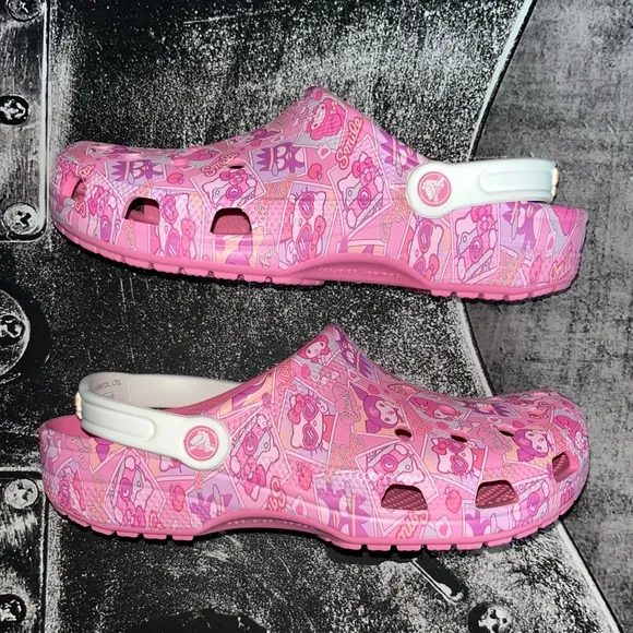NEW Hello Kitty Crocs