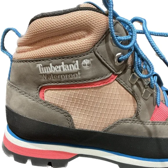 New in box women’s Timberland Euro Hiker boots size 6