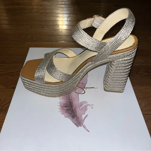 NEW Jessica Simpson Brycen Metallic Platino 02 Platform Sandals Women’s Size 10