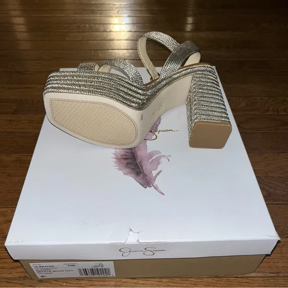 NEW Jessica Simpson Brycen Metallic Platino 02 Platform Sandals Women’s Size 10