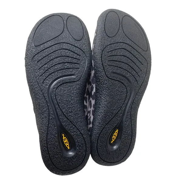 New Keen Howser Wrap Women's Sz 9 Animal Print/Black Slip On Comfort Shoes Boxed