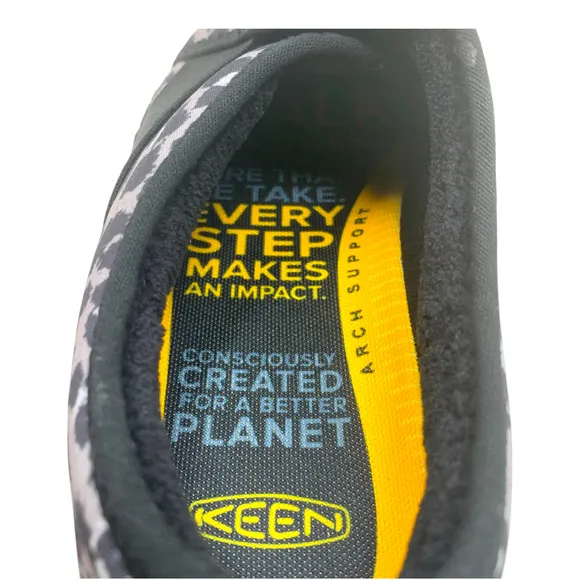 New Keen Howser Wrap Women's Sz 9 Animal Print/Black Slip On Comfort Shoes Boxed