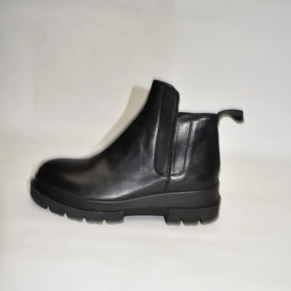 New! LA CANADIENNE Kash Waterproof Platform Bootie Black 39.5 9 US DD351 Italy