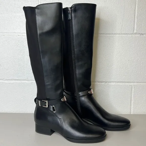 New MICHAEL MICHAEL KORSArley Leather Boot Size 7m tall logo equestrian stretch