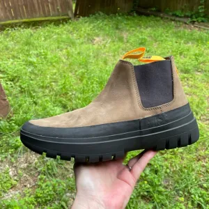 New MISE Waterproof Chelsea Boots Size 42