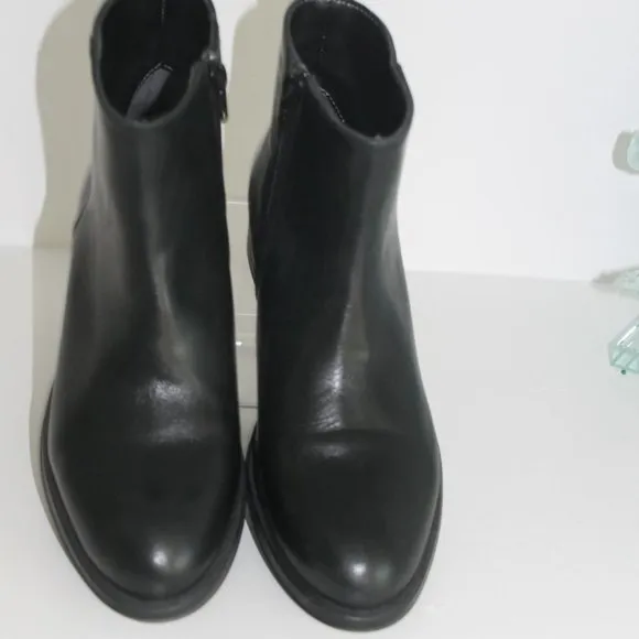 NEW Narf Genuine Leather Ankle Black Boots Womens Sz 37 / 6.5 made in Spain