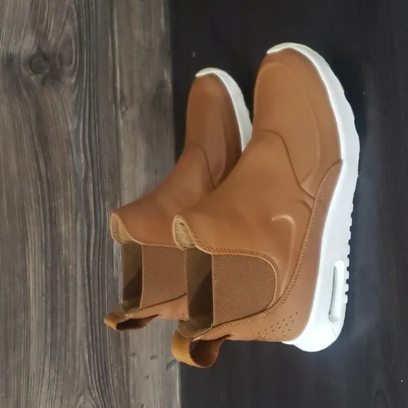 New Nike Air Max Thea Mid Brown Ankle Sneakers Casual Streetwear Everyday Shoes