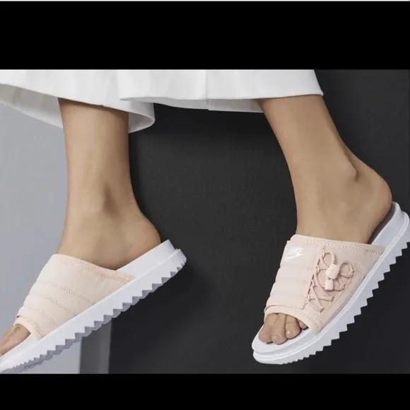 New! Nike Asuna Slide 2 NA White and Pink slides sandals slides size 9