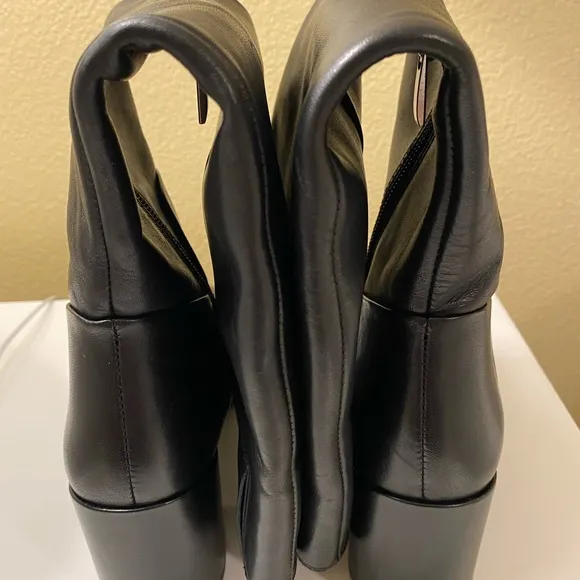 NEW!!! Nordstrom Black Leather Boots size (5.5)