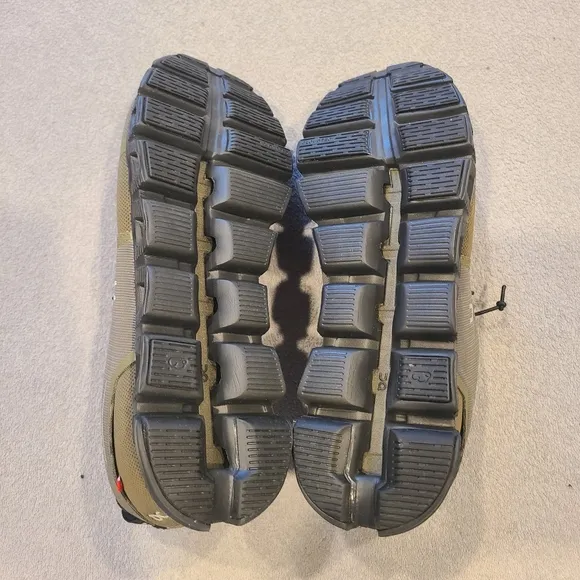 New On Cloud 5 Waterproof Running Shoes