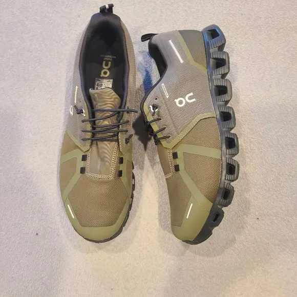 New On Cloud 5 Waterproof Running Shoes