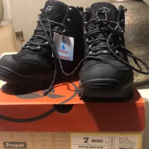 New PROPET Black Gray Waterproof Walker Boots